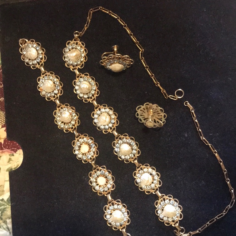 Vintage Jewelry